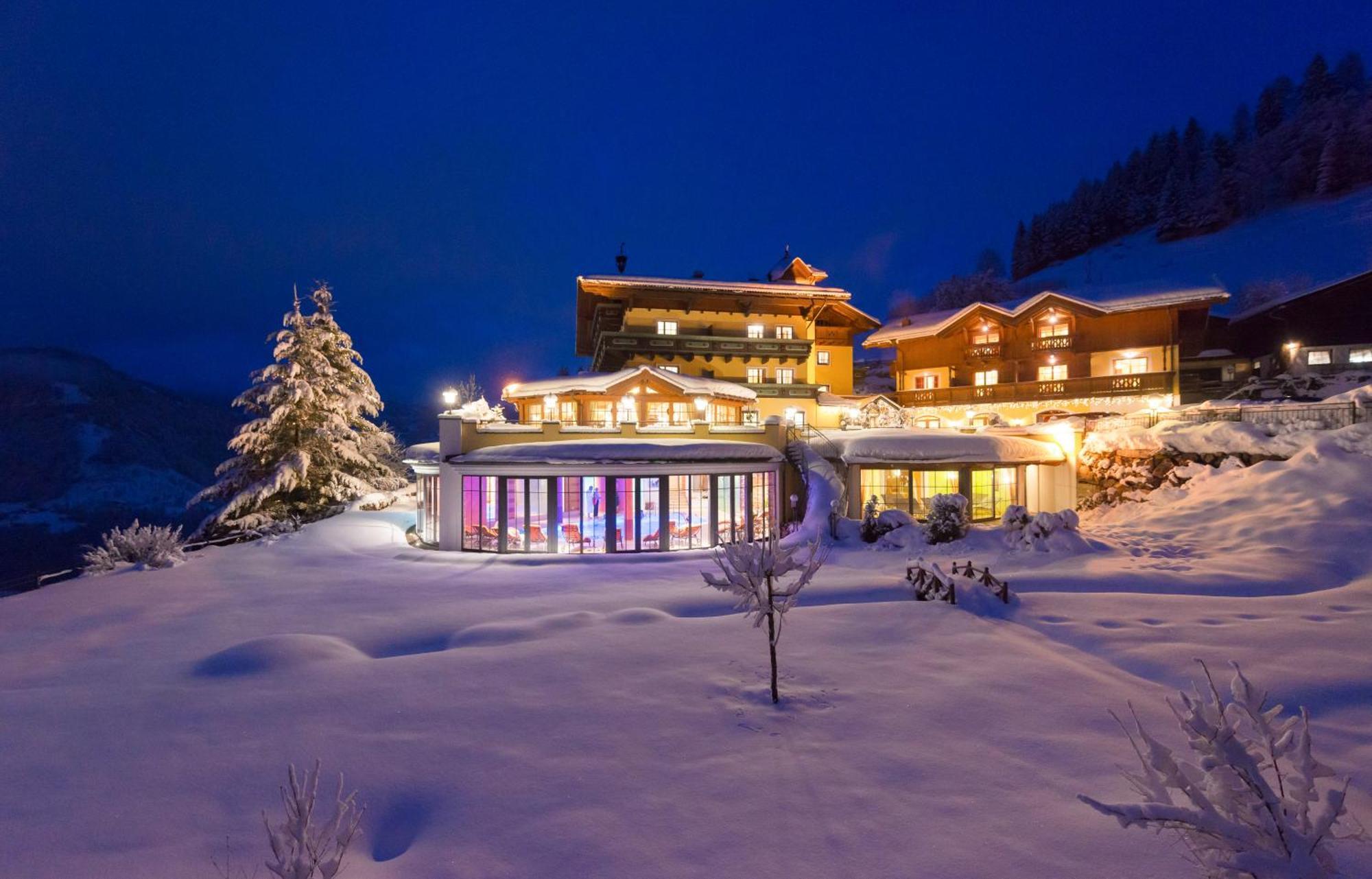 Gut Berg Naturhotel ซังค์โยฮันน์อิมพองเกา ภายนอก รูปภาพ